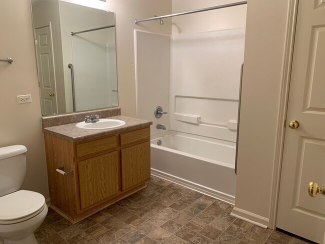 Foto del edificio - 1635 Cobblestone Ln