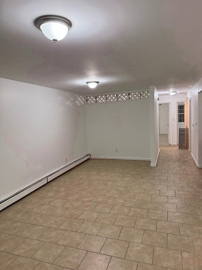 Building Photo - 14XX Hicks St