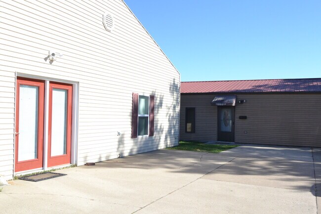 Foto del edificio - 1203 S Osteopathy Ave