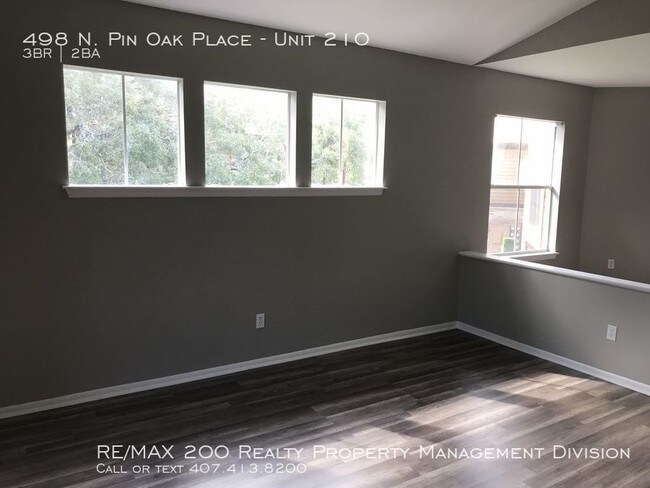 Foto del edificio - NEWLY REMODELED 3 BEDROOM CONDO- LONGWOOD