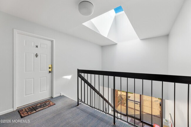 Building Photo - 131 Beverly Hl Ter