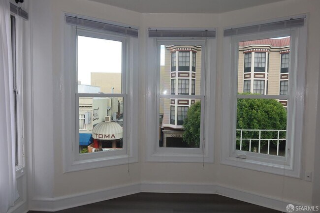 Foto del edificio - 3315 Steiner St