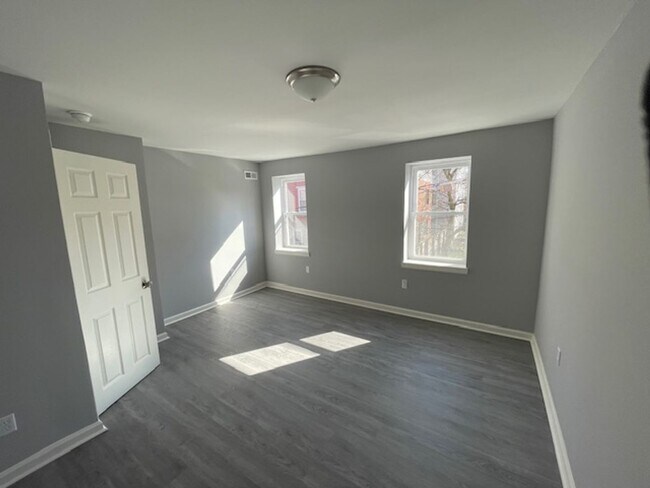 Building Photo - Anika Homes 3 Bedroom