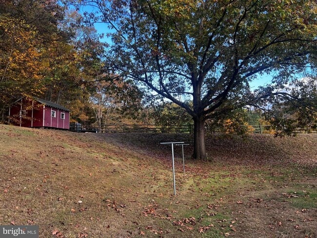 Building Photo - 636 Ridgeway Rd