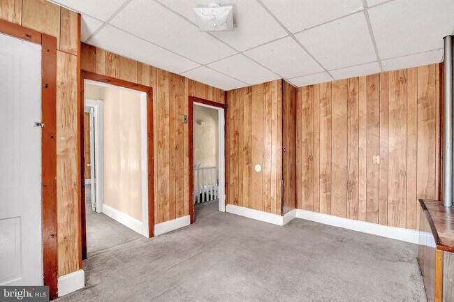 Foto del edificio - 1778 E State St