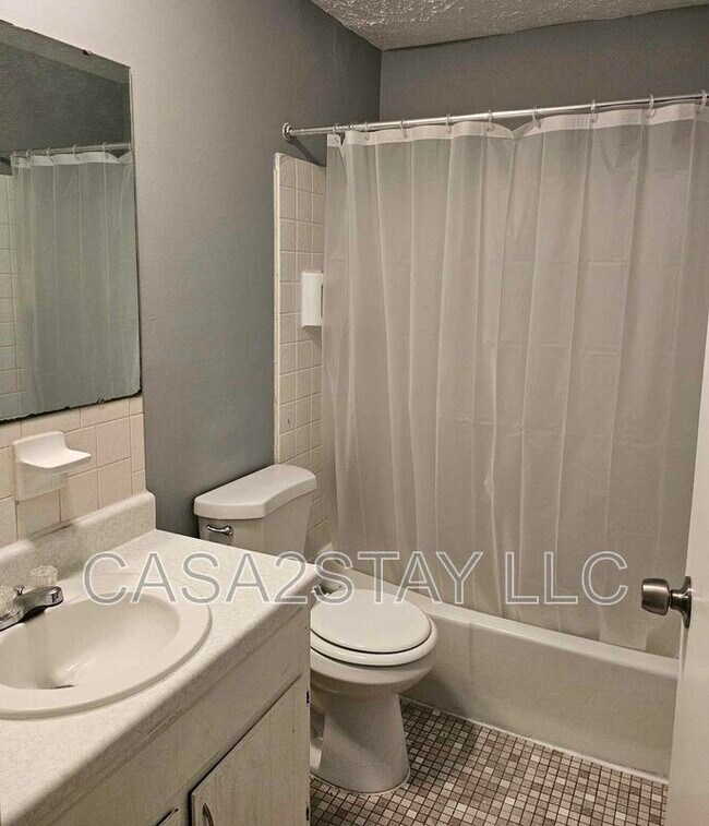 Foto del edificio - 329 Redmar Blvd