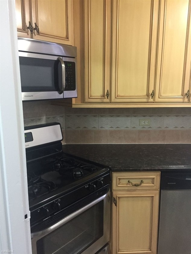 1 br, 1 bath - 8110 135th St 1 - 1 br, 1 bath  - 8110 135th St 1