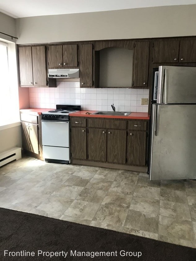 1100 Lincoln Ave, Prospect Park, PA 19076 Room for Rent in Prospect