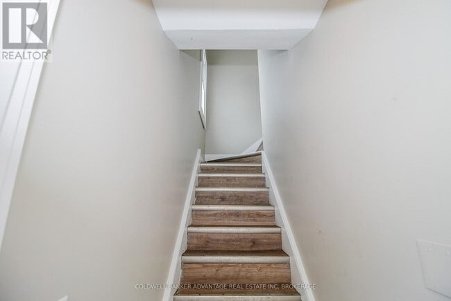 Building Photo - 181 Welland St