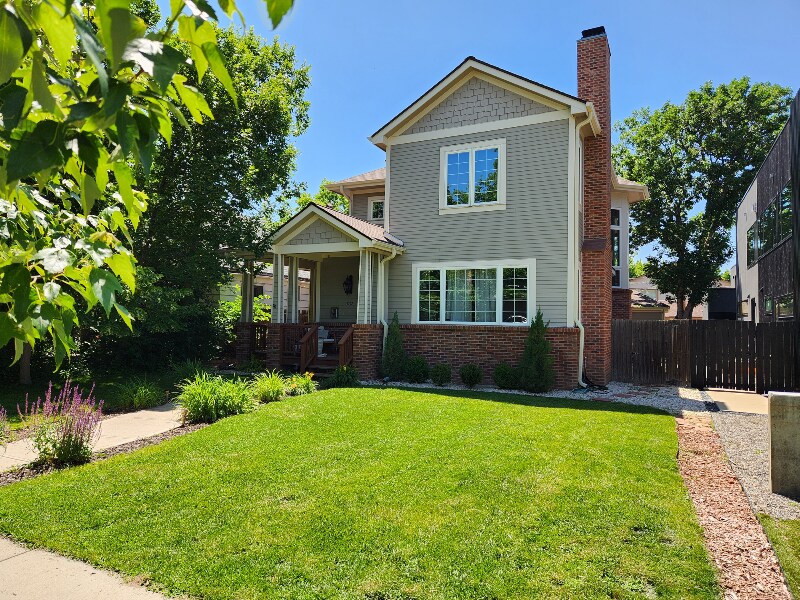 Foto principal - 1837 S Clarkson St
