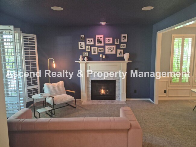 Building Photo - Outstanding 4bed+Office Bethany Area 2 Level Home Updated Throughout Available 6/22 or Sooner