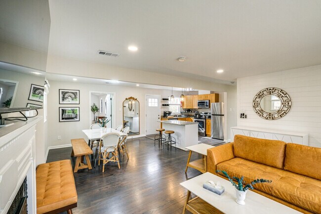 Foto del edificio - 5123 Boulder Dr