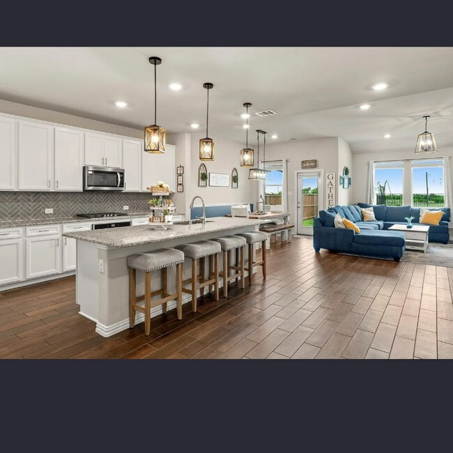 Foto del edificio - 3912 Burks Ct