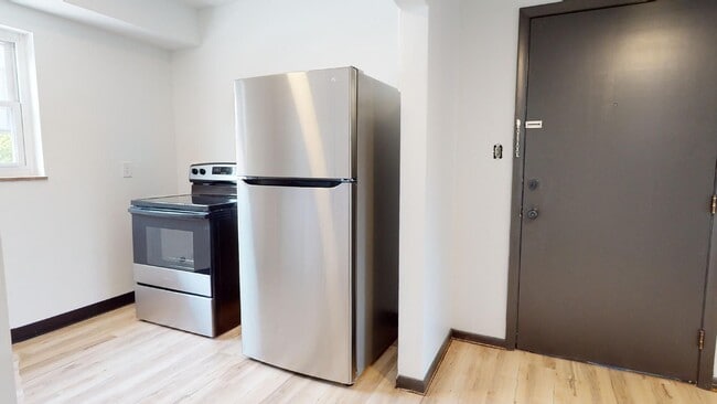 Building Photo - Parma - Ridgewood Lofts - 1 bedroom unit.