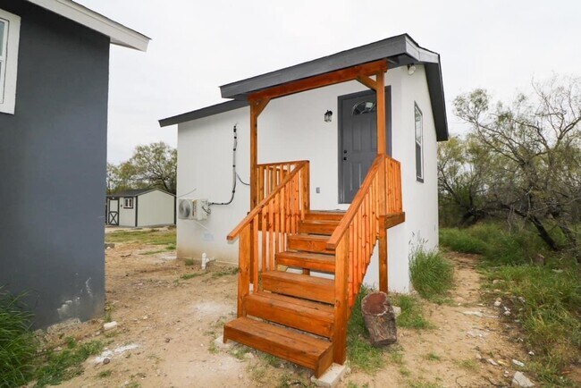 Building Photo - 3606 Galveston St