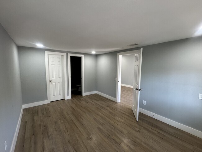 Foto del edificio - 207 Milton Rd