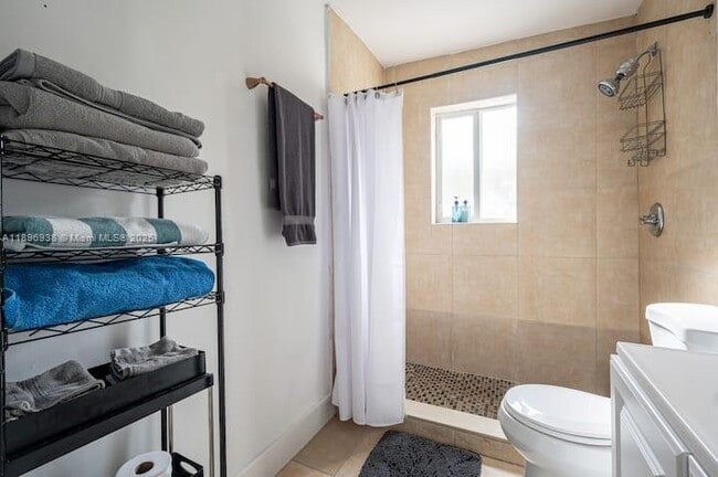 Foto del edificio - 8028 NW 5th Ct