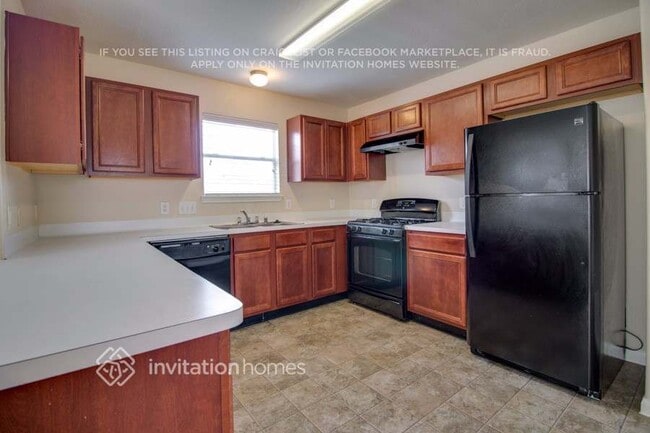 Foto del edificio - 6337 Mountain Pines Ln