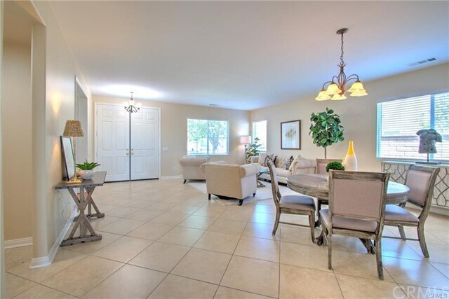 Foto del edificio - 36049 Darcy Pl