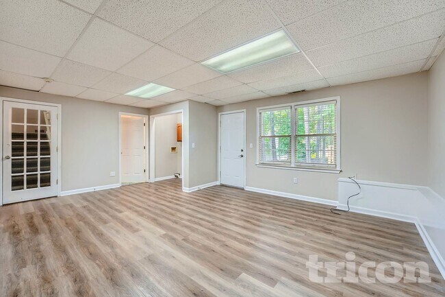 Foto del edificio - 4994 Sandyhook Ct NW