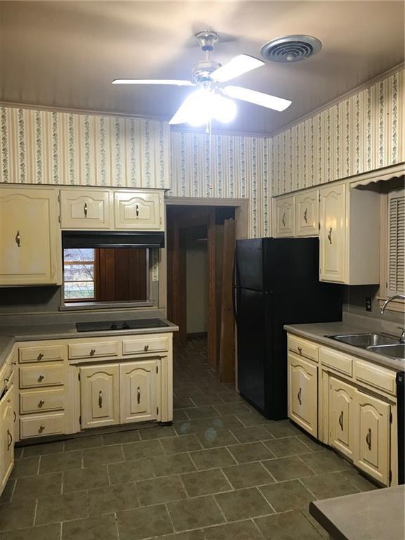 105 E Commercial St, Ozark, AR 72949 House Rental in Ozark, AR