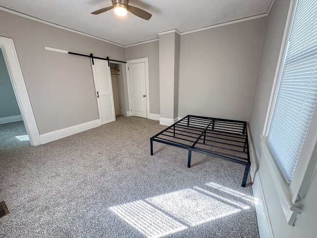 Foto del edificio - 3410 Kalynne St