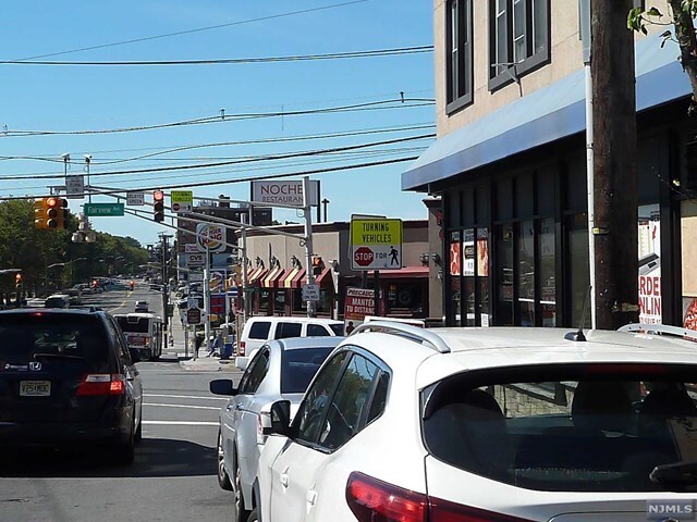 Building Photo - 111-11 Anderson Ave