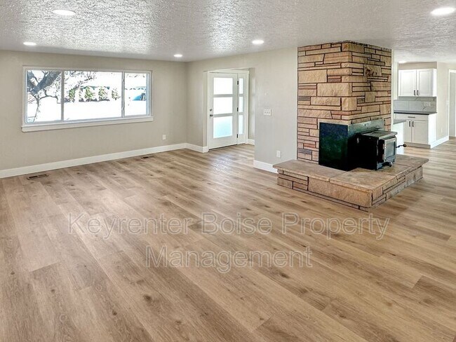 Foto del edificio - 8605 W Winchester Dr