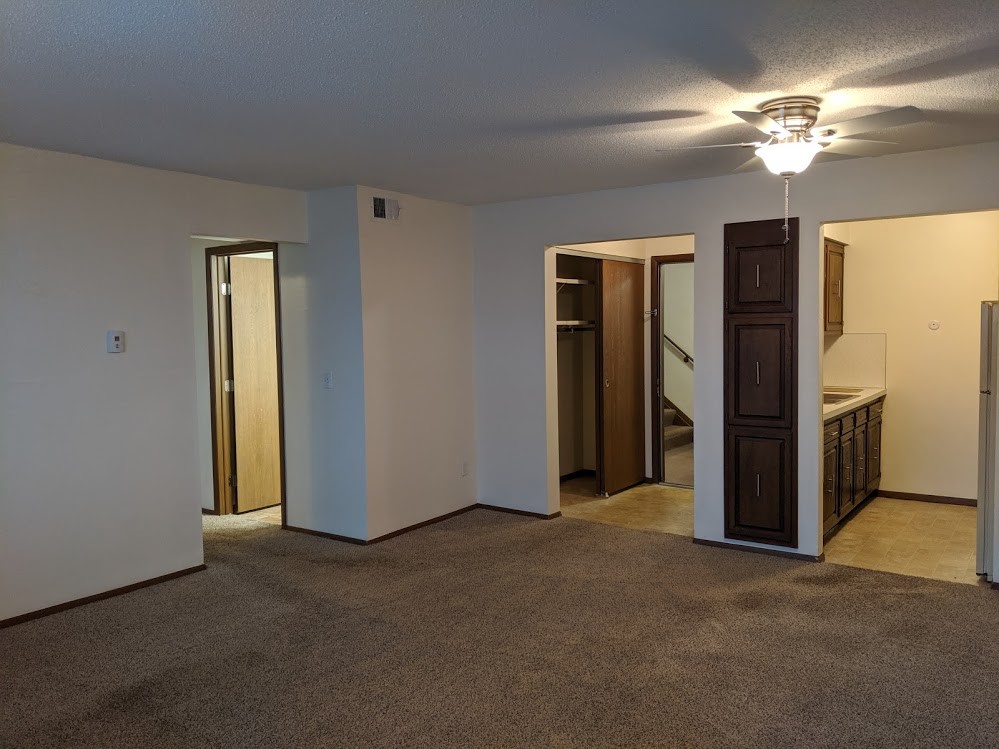 Foto principal - 5360 Monroe St