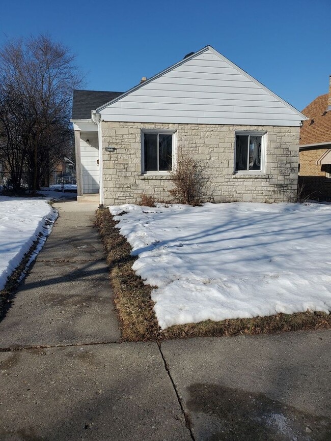 Building Photo - 4953 N 25th St