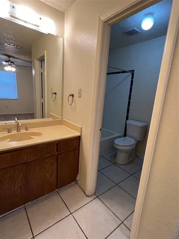 Building Photo - 2406 Ventura Dr