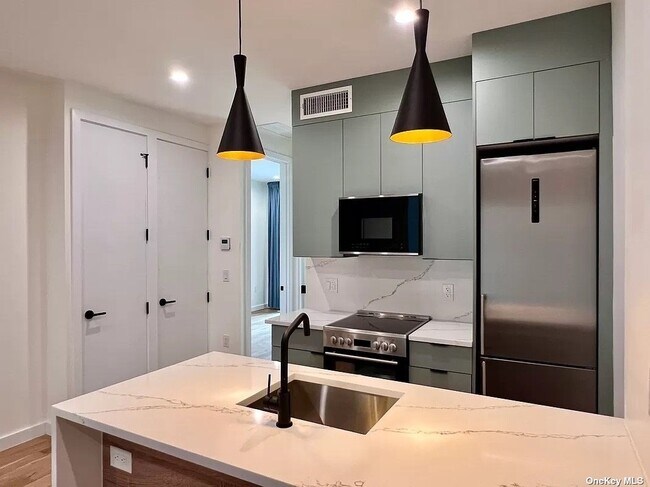 Foto del edificio - 614 Bainbridge St.