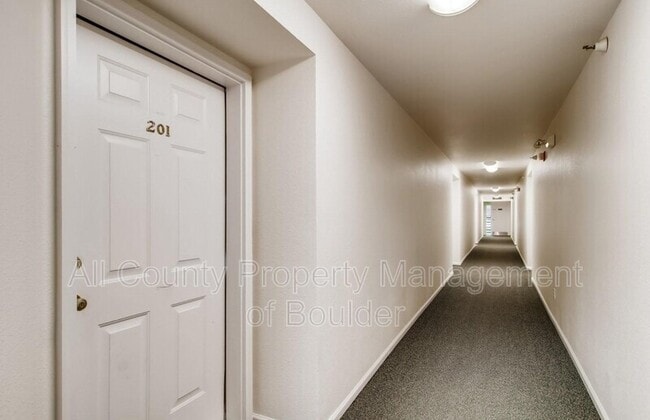 Building Photo - 1860 W Centennial Dr