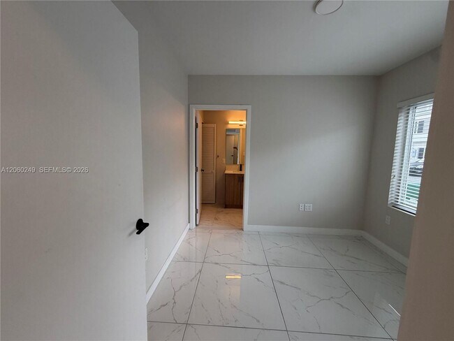 Foto del edificio - 25779 SW 144th Ave