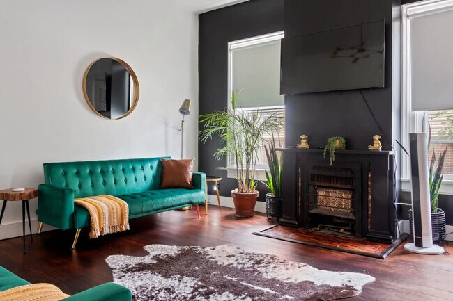 Building Photo - 241 W Water St