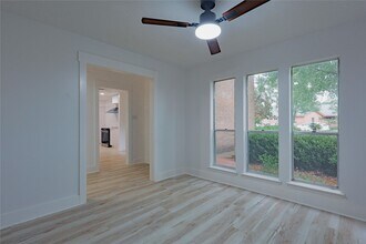 Building Photo - 2902 Misty Park Dr