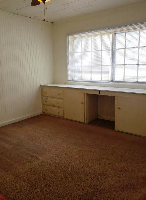 Building Photo - bedroom in Billings MT 59101