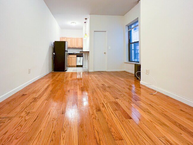 Foto del edificio - 408 W 130th St