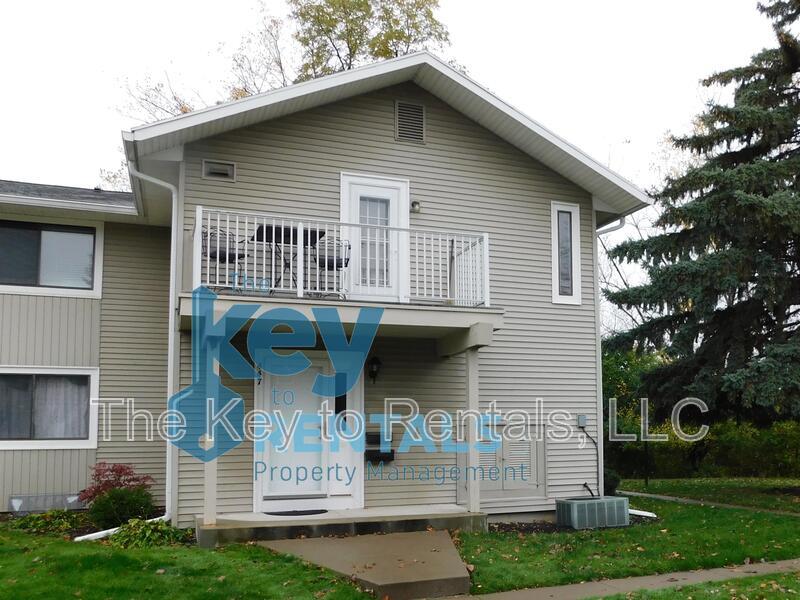 Primary Photo - 447 Eastbrooke Ln