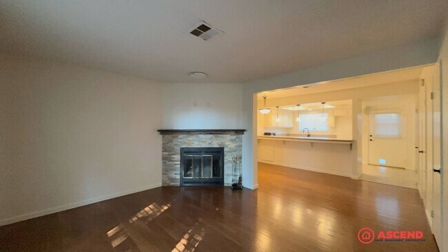 Foto del edificio - 7800 Westfield Rd
