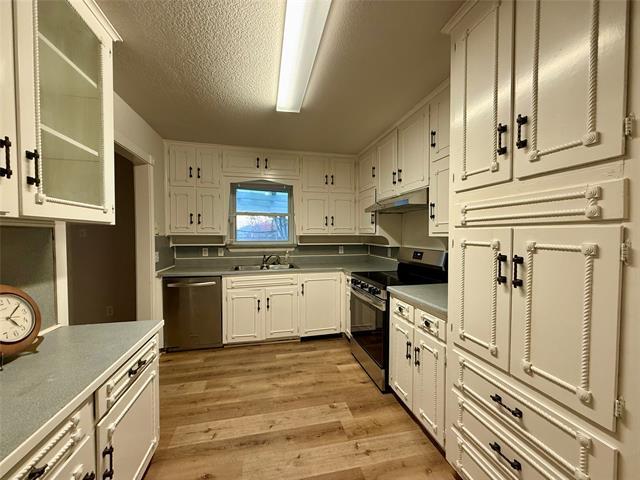 Foto del edificio - 5721 Carolyn Dr