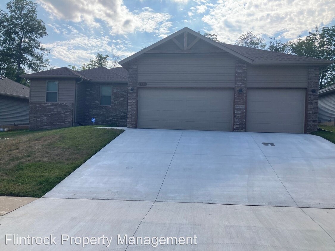 4 br, 2 bath House 661 Southgate House Rental in Nixa, MO