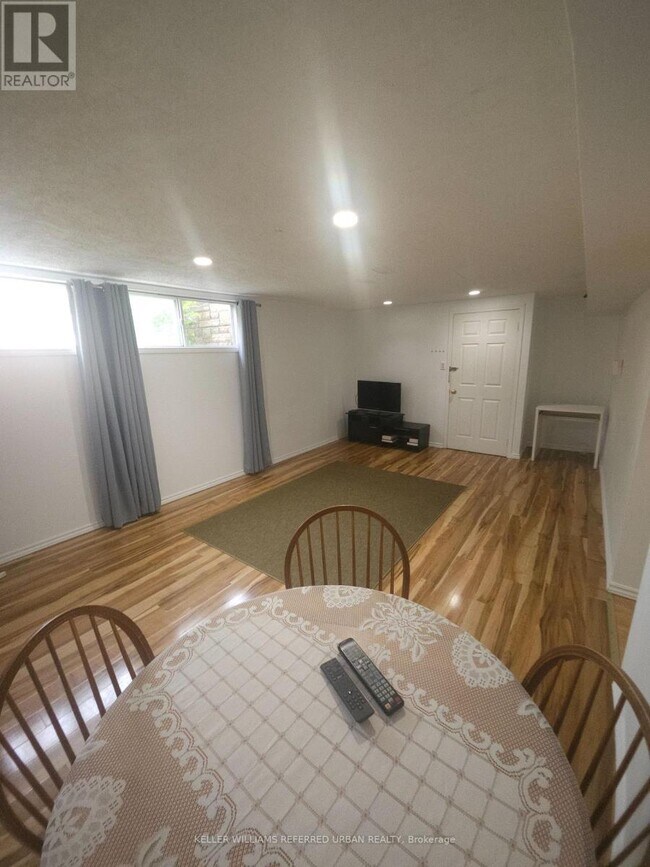 Building Photo - 41 Pintail Crescent