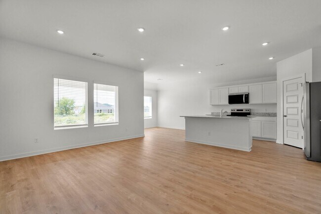 Foto del edificio - Brand-New 3 Bedroom Home in Prairie Grove! Move-in Ready!