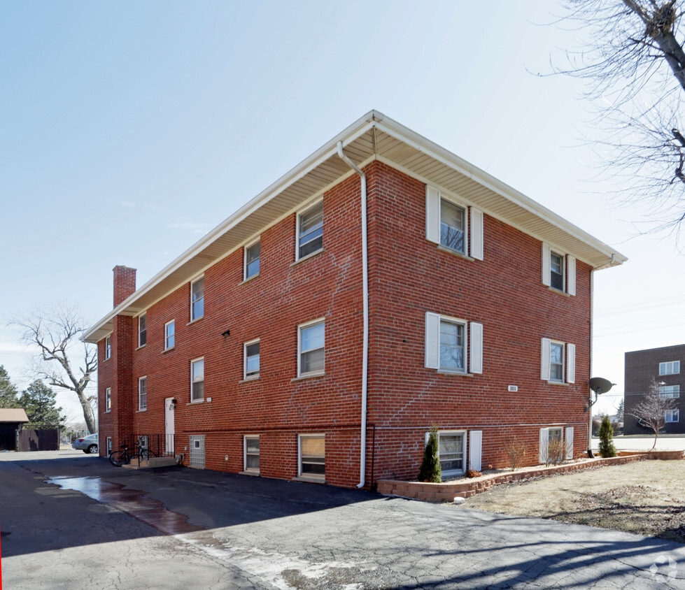 1155 David Dr, Bensenville, IL 60106 Apartments in Bensenville, IL