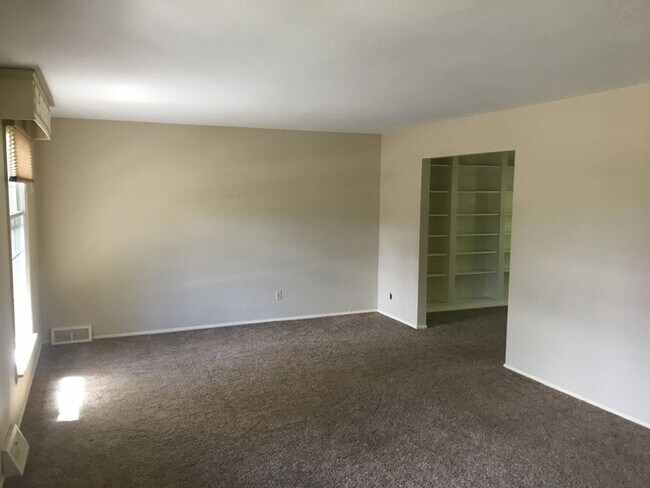 Foto del edificio - Nice 4 bedroom home in Coconino Estates