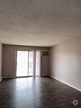 Building Photo - 1711 Seven Pines Rd