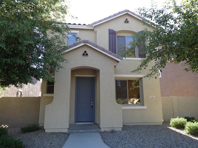 Primary Photo - 938 E Brooke Place