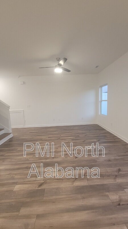 Foto del edificio - 7597 Discovery Pt Dr NW