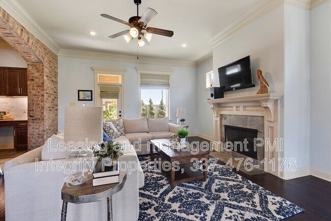 Foto del edificio - 308 Overbrook Dr